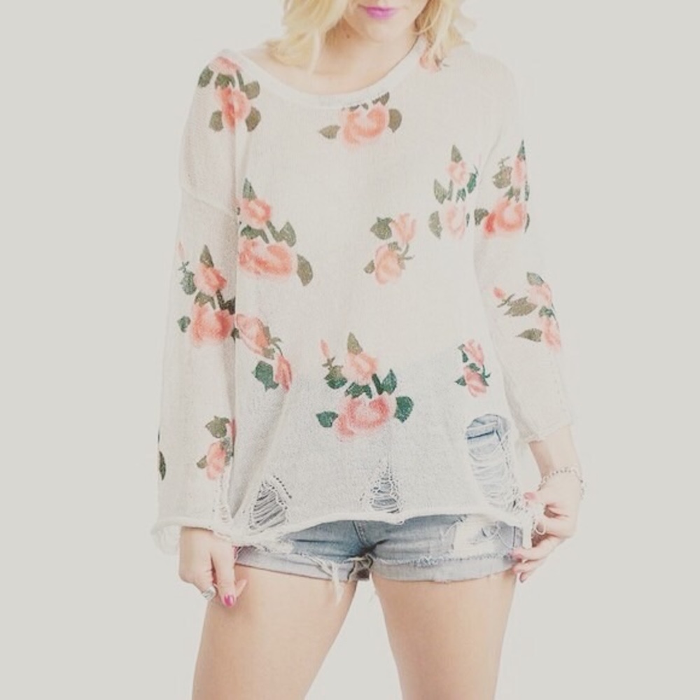 ❤️RARE❤️Purple Wildfox Prairie Rose Lennon Sweater